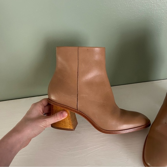 Bernardo Womens Nantucket Tan Ankle Boots Size 7 - Picture 6 of 11